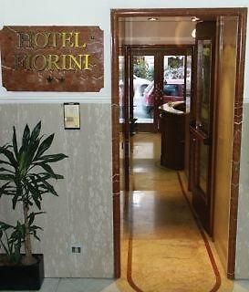Hotel Fiorini ローマ エクステリア 写真